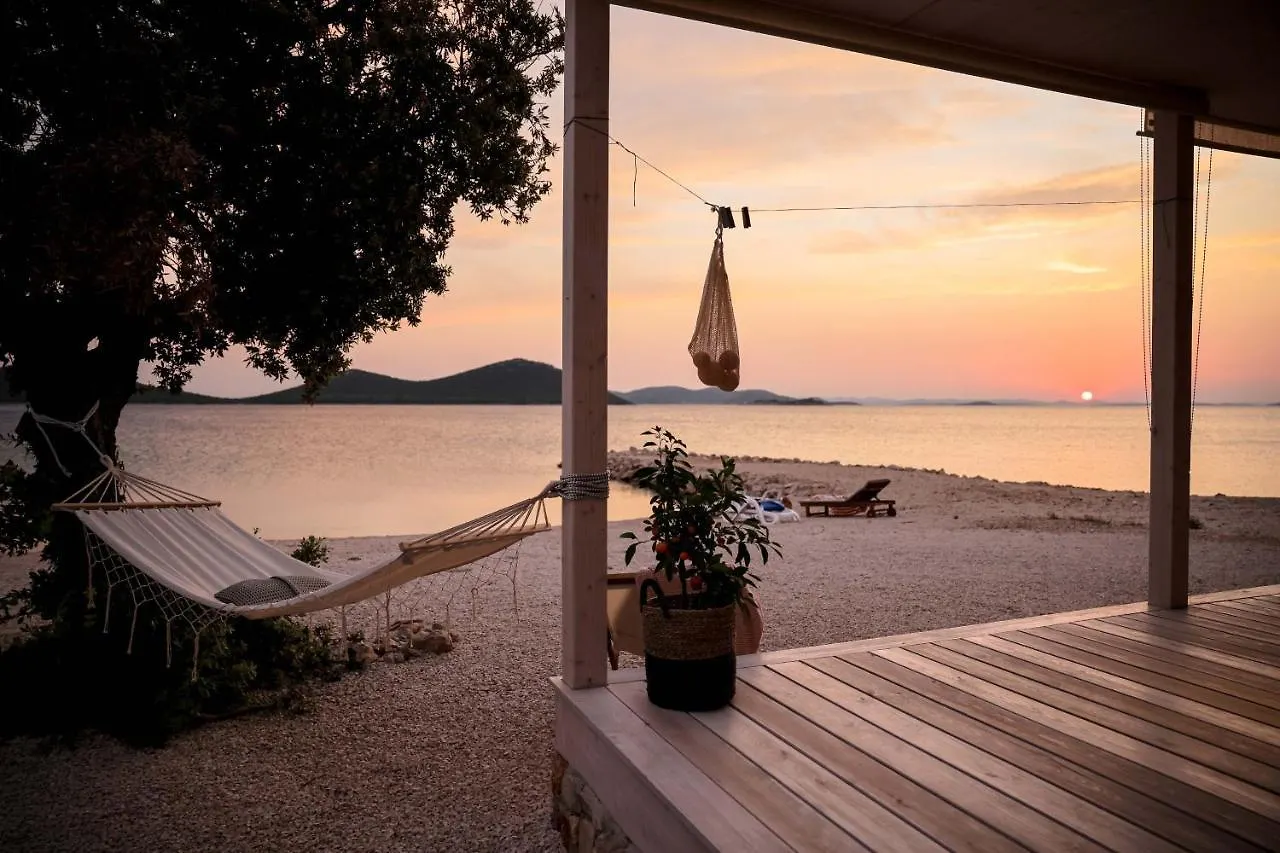 Buqez Eco Resort - Beach Front Villa 26 - Seaview Drage