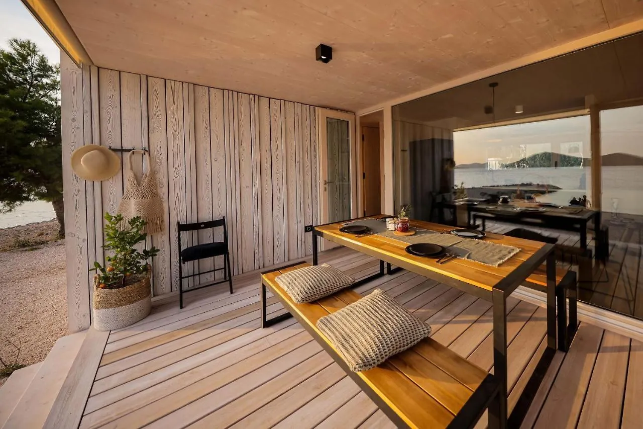 Buqez Eco Resort - Beach Front Villa 26 - Seaview Drage