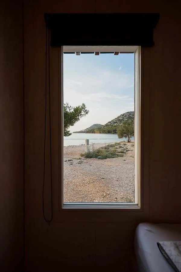 Buqez Eco Resort - Beach Front Villa 26 - Seaview Drage