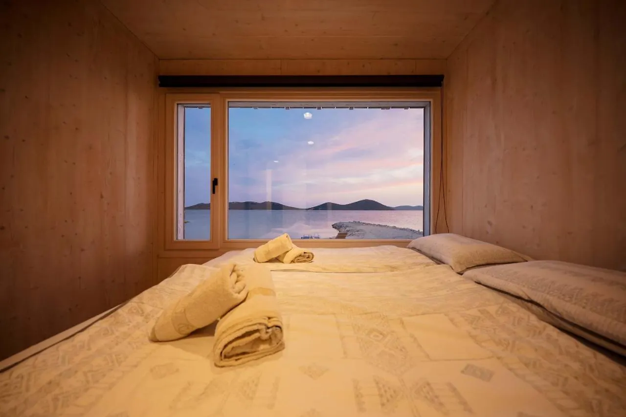 Buqez Eco Resort - Beach Front Villa 26 - Seaview Drage